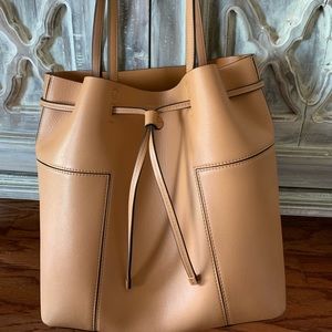 Tory Burch bucket tote